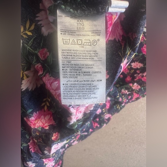 Old Navy Navy and Pink Floral Dress Size XXL - Picture 6 of 6